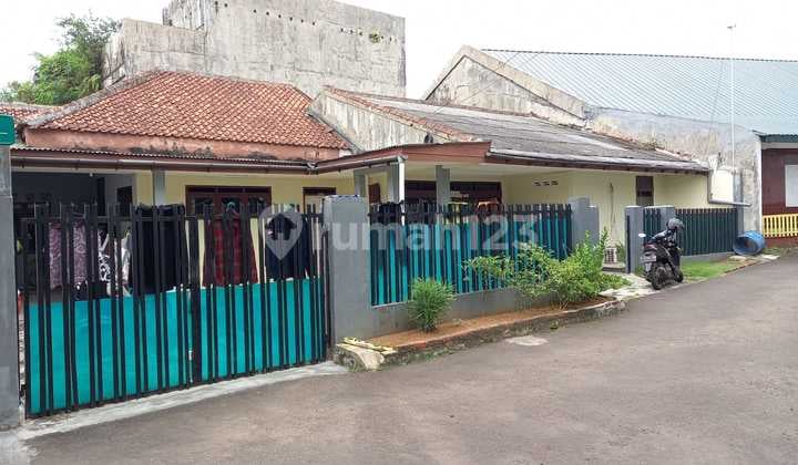 Dijual Tanah Bonus Rumah di sebelah sekolah Batutulis