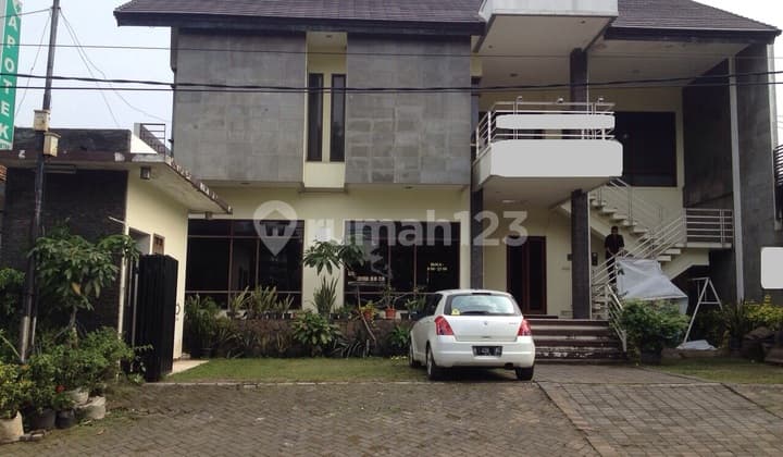 Rumah Bisa Untuk Usaha di Pulo Asem Utara Luas 386m