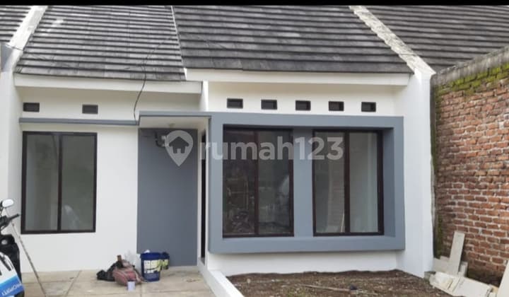 Dijual rumah baru ( BU)