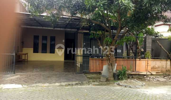 Rumah Siap Huni, harga nego, lokasi sangat strategis, berbagai macam fasilitas baik itu rumah sakit besar dan klinik2, sekolah Tarakanita dan sekolah citra berkat, tmp2 ibadah, tmp2 kuliner.