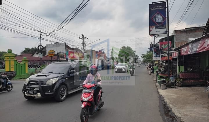 Rumah strategis pinggir jalan slamet riyadi kartasura