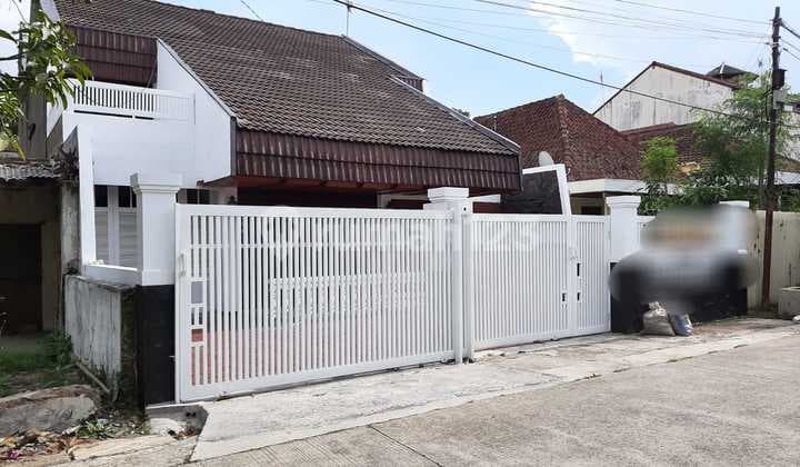 STURDY HOUSE, RIAU WING BANDUNG CITY, ATTRACTIVE PRICE !!