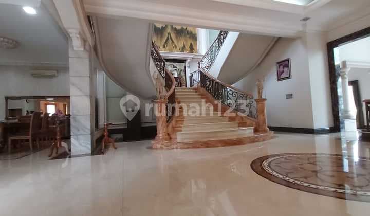 Rumah Mewah Villa Gading Indah Siap Huni