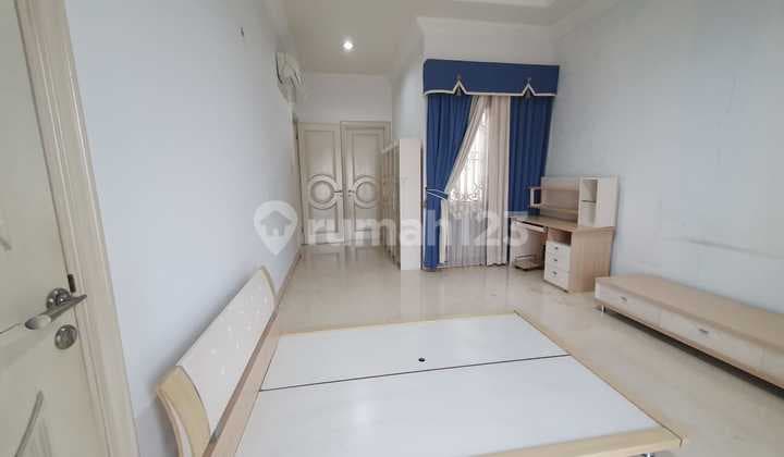 Rumah Mewah di Parang Tritis II, Ancol Barat, Jakarta