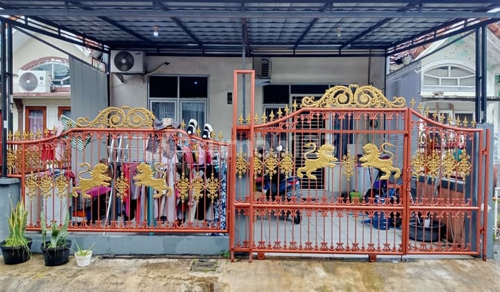 Rumah Siap Huni, harga nego, kawasan bebas banjir, dekat dgn sekolah2, universitas,rumah sakit, mall dan tempat2 kuliner.