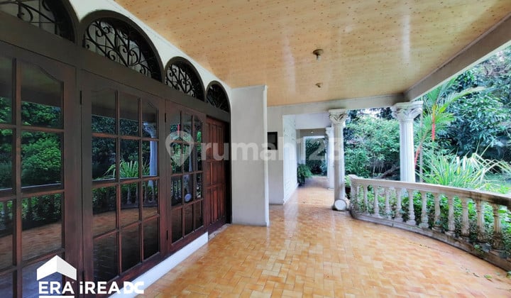 Rumah tengah kota Semarang strategis kawasan elit dekat Akpol disewakan di Papandayan Gajahmungkur Semarang selatan