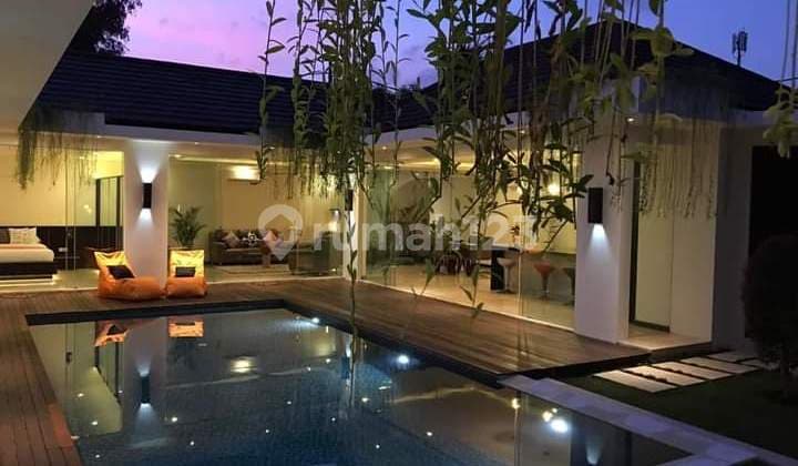Minimalist and Modern 3 Br Villa in Umalas for Long Term
