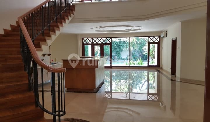 House in Strategic Area Kemang