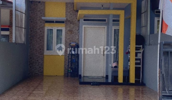 Rumah bagus siap huni dalam komplek di Selatan Jakarta