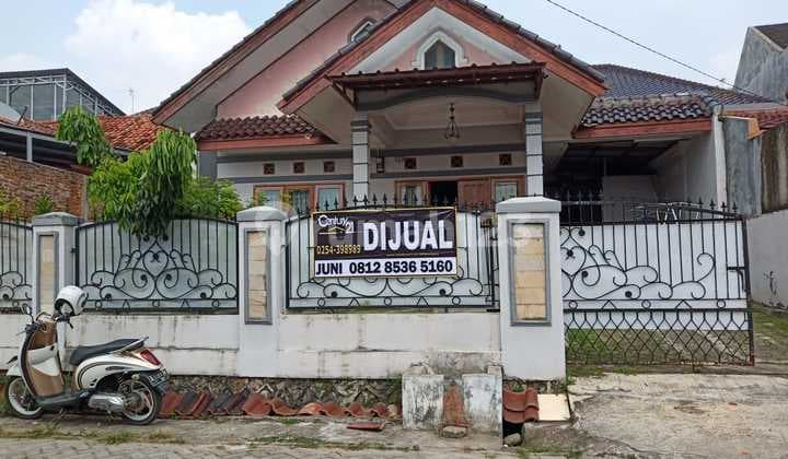 Hunian Bagus Sayar Serang