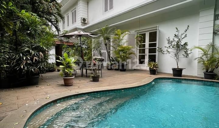 DIJUAL RUMAH BAGUS at Jl ERLANGGA, GUNAWARMAN, KEBAYORAN BARU