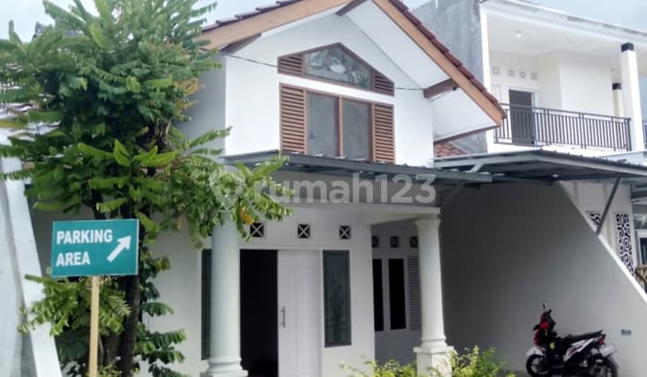 HOUSE FOR SALE IN THE CITY