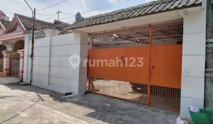 Rumah Adem Siap Huni di Kadipiro Solo