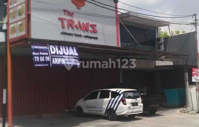 Rumah Mewah eks Restoran di Solo