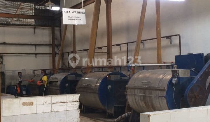Pabrik daerah Kosambi Kerawang Timur dekat jalan besar. Jakarta