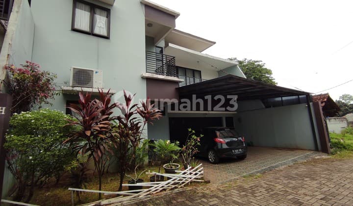 RUMAH BAGUS 2 LANTAI DI CIRACAS DEKAT TMII