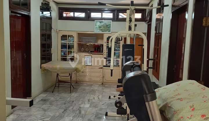 Rumah 2 Lantai Dijual Cepat di Cengkareng Indah SHM