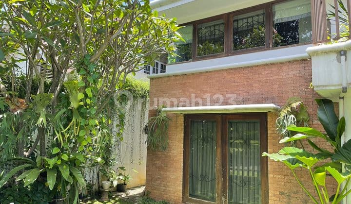 Rumah dalam lokasi askes jalan 2 mobil aman nyaman harga ok nego