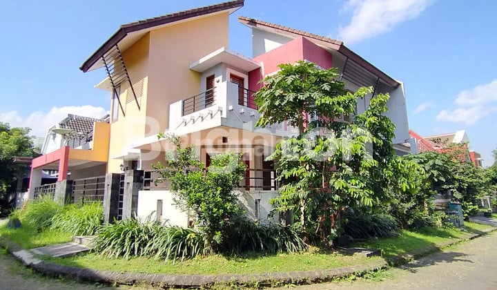 Rumah Hook Di Permata Jingga Malang