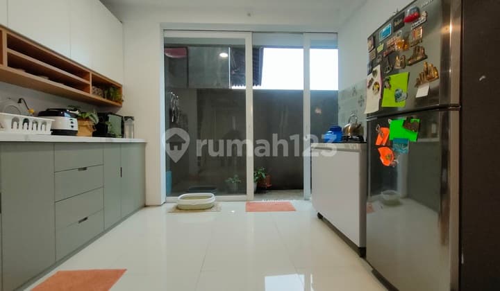 Rumah Keren Industrialis Minimalis di Cigadung Greenland, Dago Dekat Itb, Unpad, Cikutra, Ligar, Dago, Bandung Utara