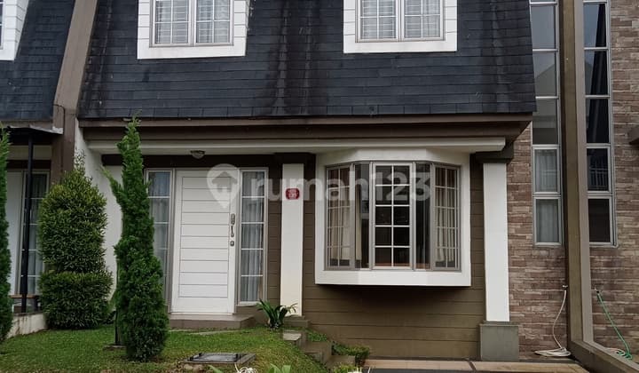 Rumah Komplek Bagus di Rancamaya Golf Estate