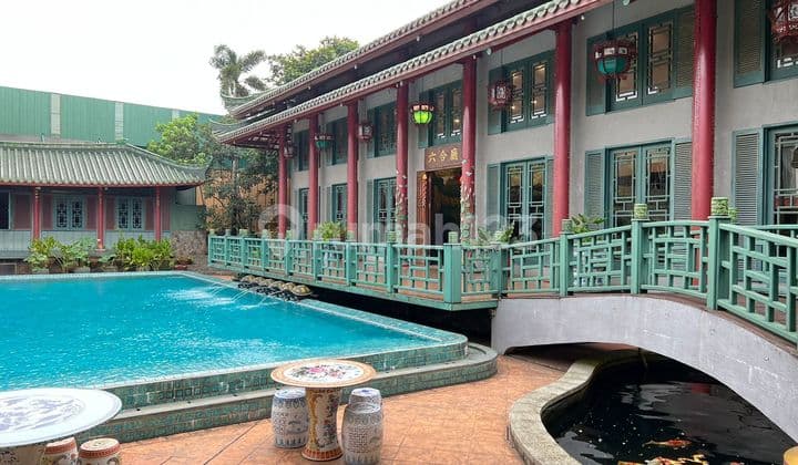 Rumah Bergaya Klasik Kolonial China di Kebagusan Pasar Minggu Jaksel