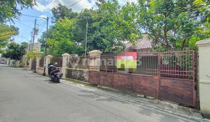 Spacious ready-to-occupy house in Punggawan, Central Solo City.
