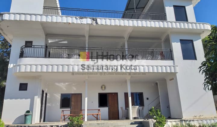 villa cantik di bandungan semarang ( ML )