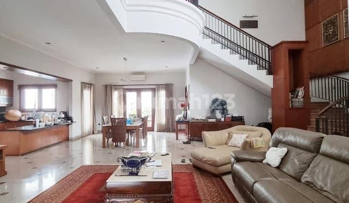 FOR SALE: HOUSE IN COMPLEX, IN FRONT OF PARK at MARGASATWA STREET, SOUTH JAKARTA