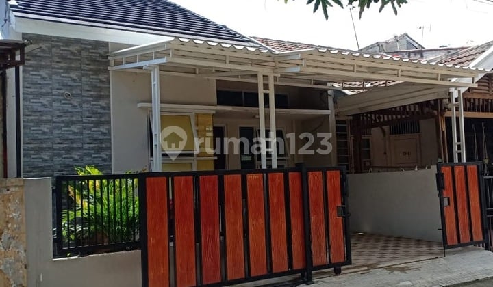 Rumah 3 kamar full renovasi di Permata Pamulang