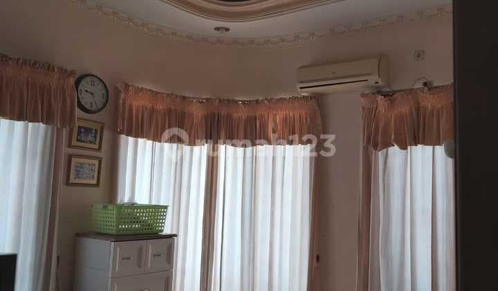 Rumah Mewah Full Furnished di Kawasan Elit di Pakuwon Surabaya