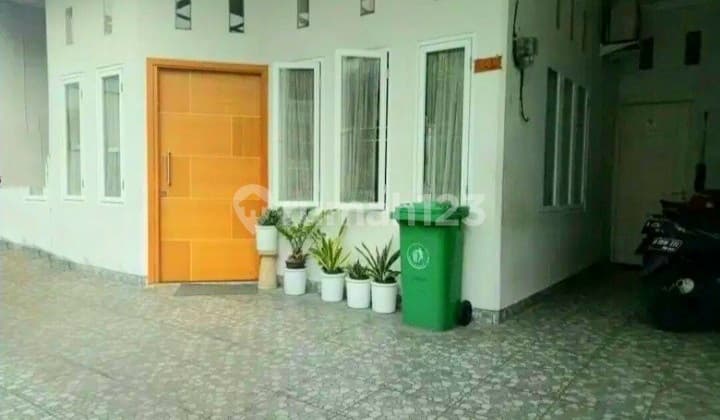 Dijual Rumah 3 Lantai Daerah Tebet Timur Rp. 4.7 M