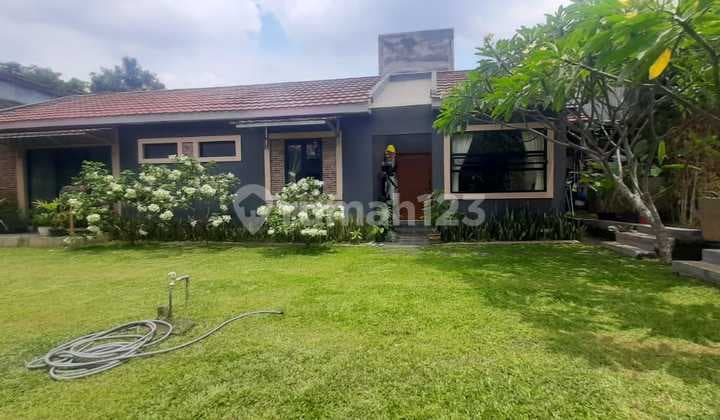 Rumah unik nuansa bali hitung kavling di bintaro
