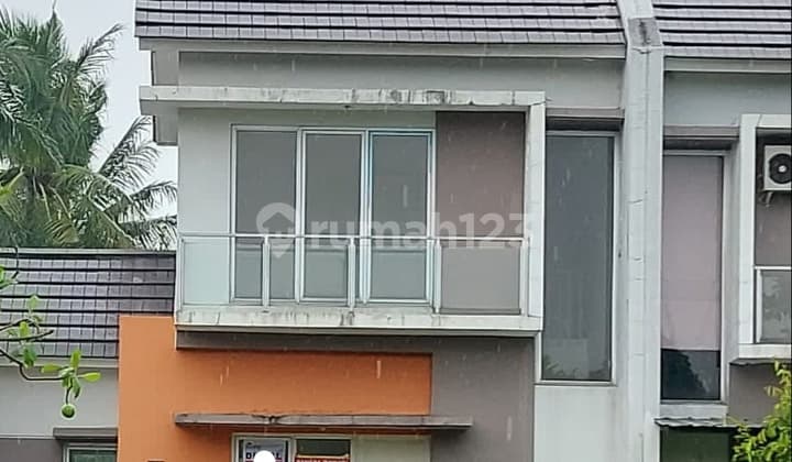 Rumah Baru Blm Peŕnah Dihuni di Serpong Lagoon Bsd