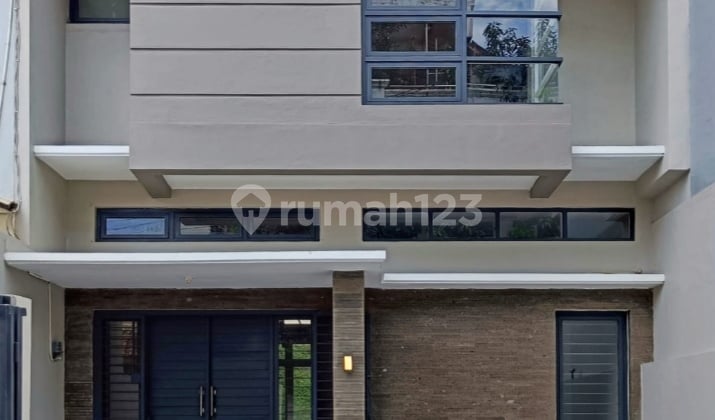 Rumah Cantik Minimalis Siap Huni Tengah KotA