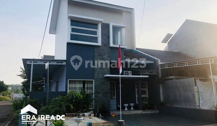 Rumah bagus modern minimalis tengah kota semarang siap huni dekat KIW dekat tol di Green oase Walisongo Tugu Semarang barat