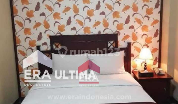 Rumah Bergaya Classic Mewah di Dago