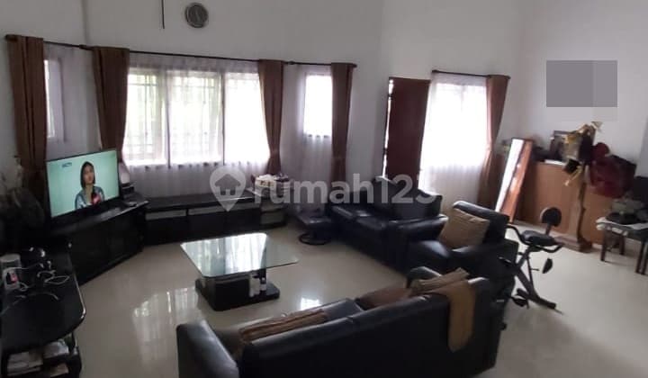 The House Behind BTC Pasteur.