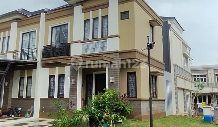 Hoek Savia House 107m2 North-West 1.85M