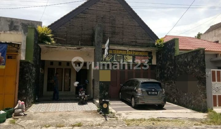 Rumah Bagus Strategis