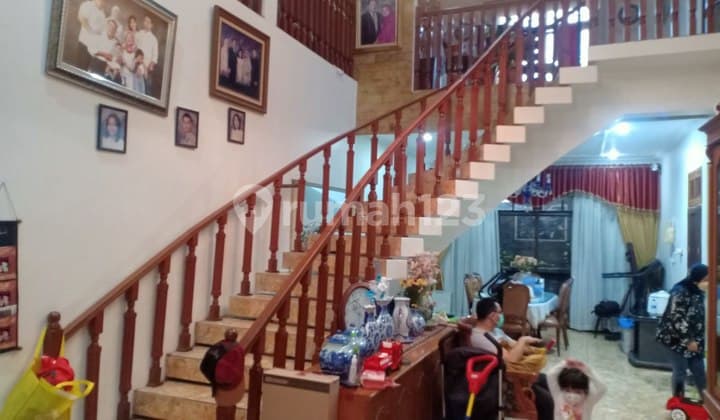 Dijual Murah Rumah Mewah Turun Harga Strategis di Johar Baru