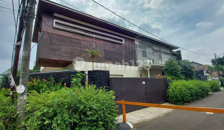 Rumah Mewah Hook Karmel