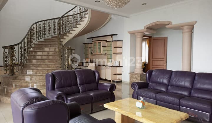 Dijual rumah lux terawat banget lokasi pondok hijau