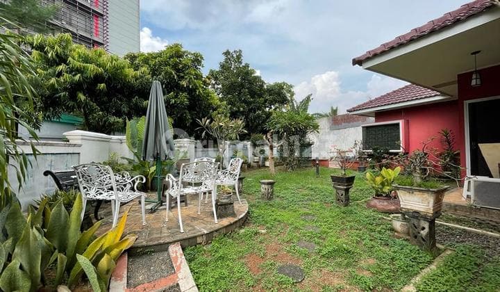 Ready-to-live home inside the complex, strategic and quiet location.