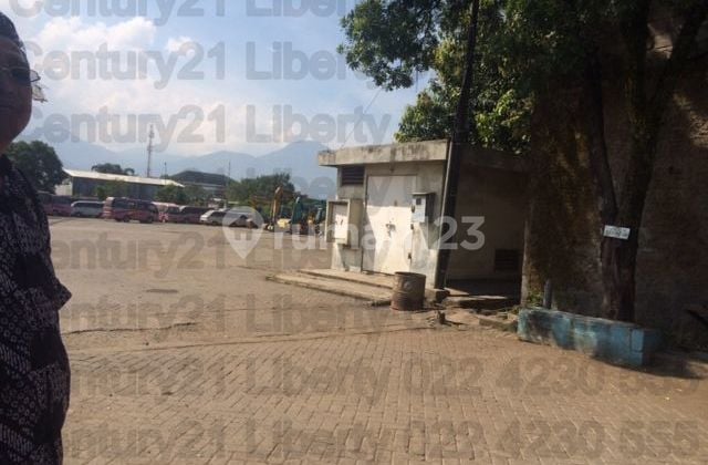 Tanah di Soeta Bandung