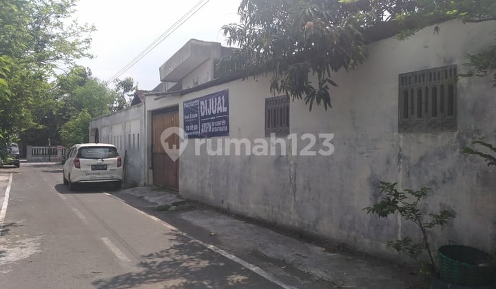 Rumah Hitung Tanah Di Madegodo Grogol Solo Baru