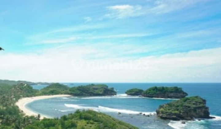 Tanah dengan view pantai di pacitan..