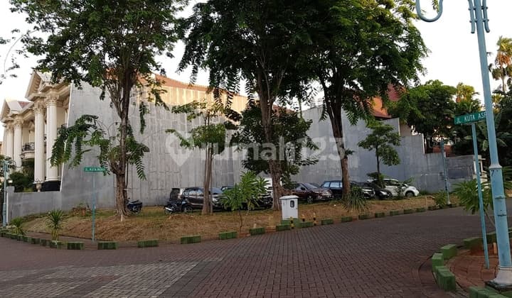 Kavling perumahan mewah di daerah Kelapa Gading ,keamanan 24 jam.