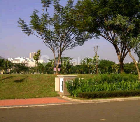 The Royal Orchard; Hoek; Samping Taman;bebas Banjir; Cluster