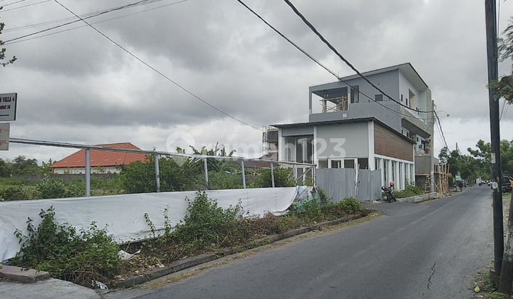Tanah Seminyak Jalan Bidadari